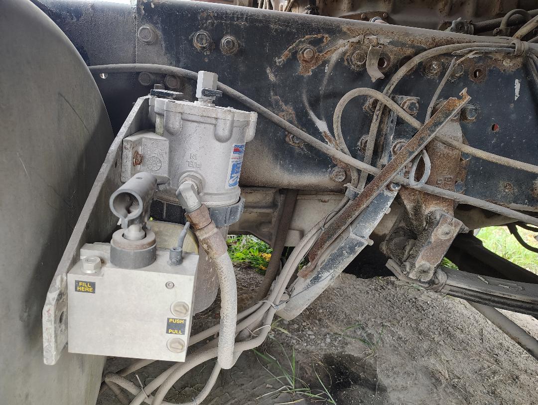 1981 PETERBILT Cabover - Image 30